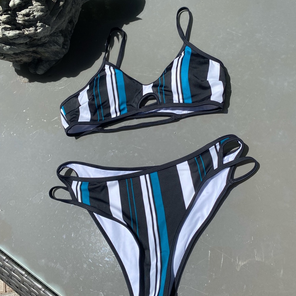 2 piece bathing suit